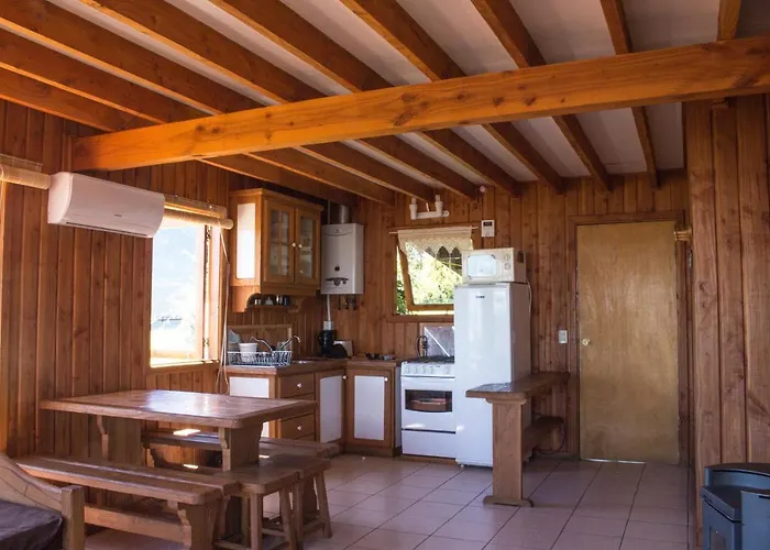 Hotel&Cabañas Lafquintue