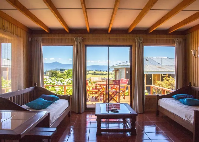 Hotel&Cabañas Lafquintue